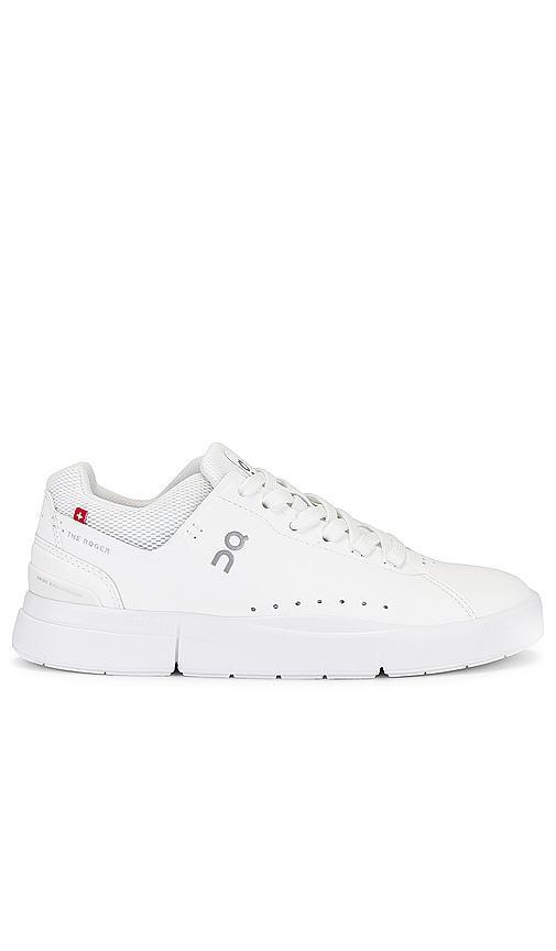 On Womens The Roger Advantage Low Top Sneakers Product Image