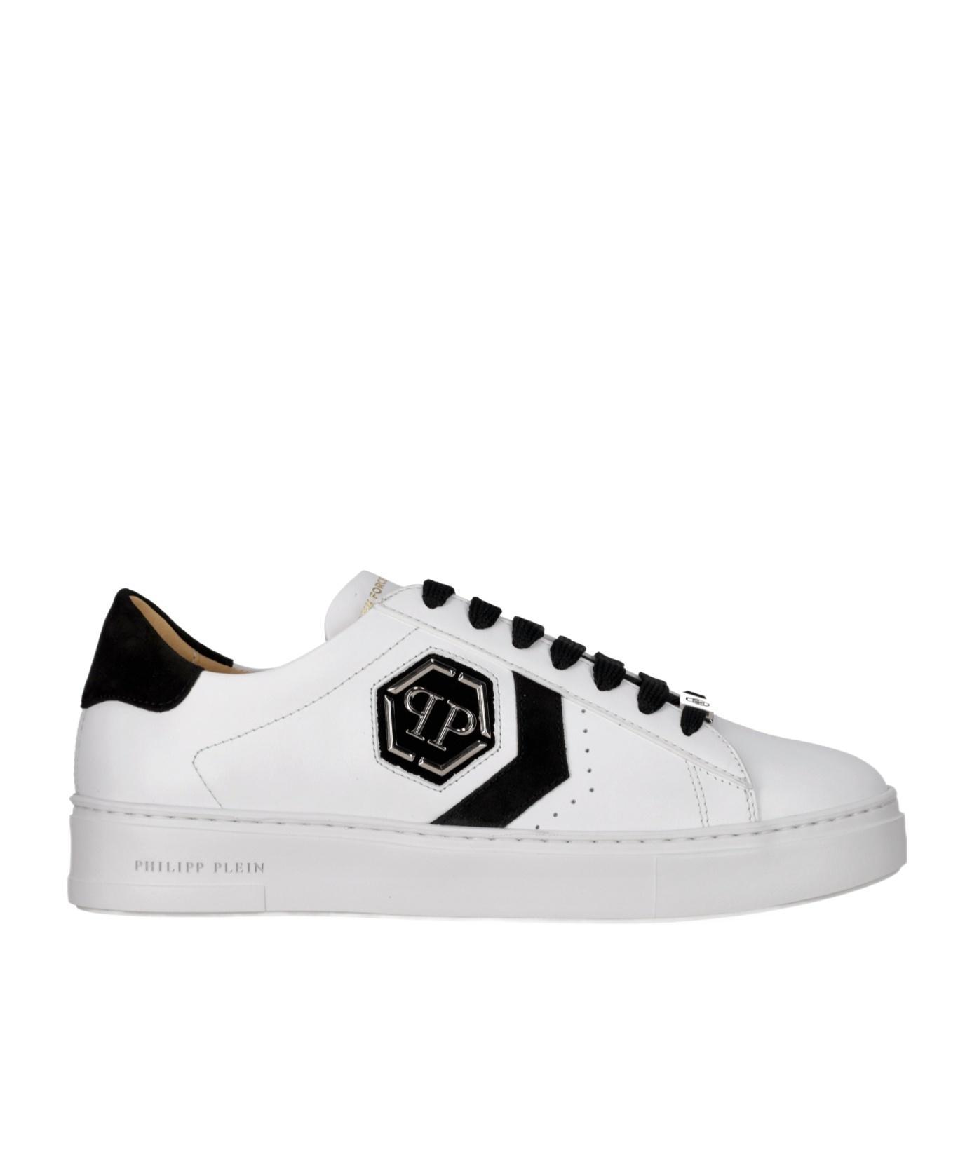 PHILIPP PLEIN Arrow Force Sneakers In White Product Image