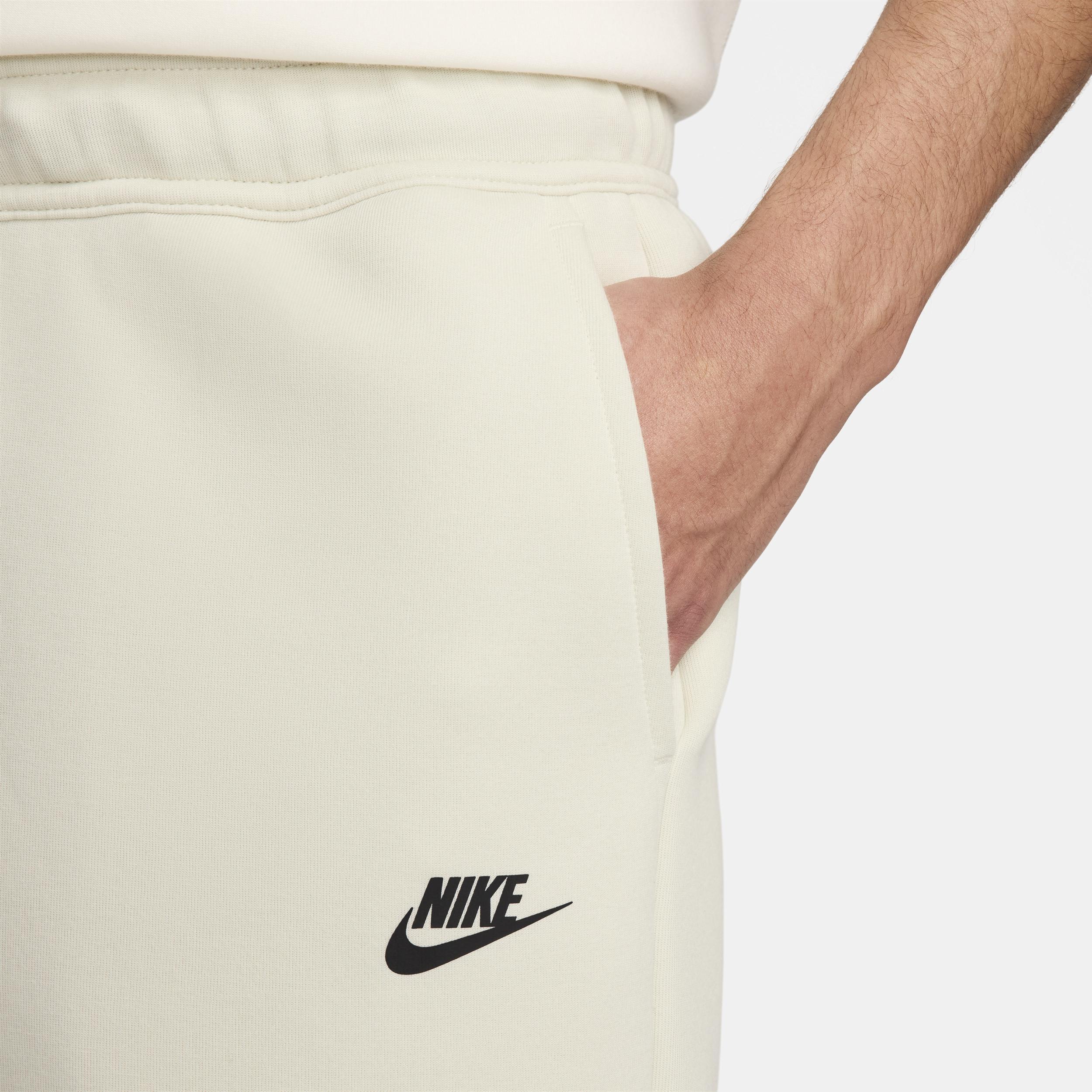 Men's Nike Sportswear Tech Fleece Shorts Product Image