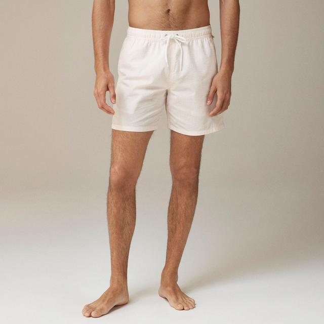 6" swim trunk in seersucker Product Image