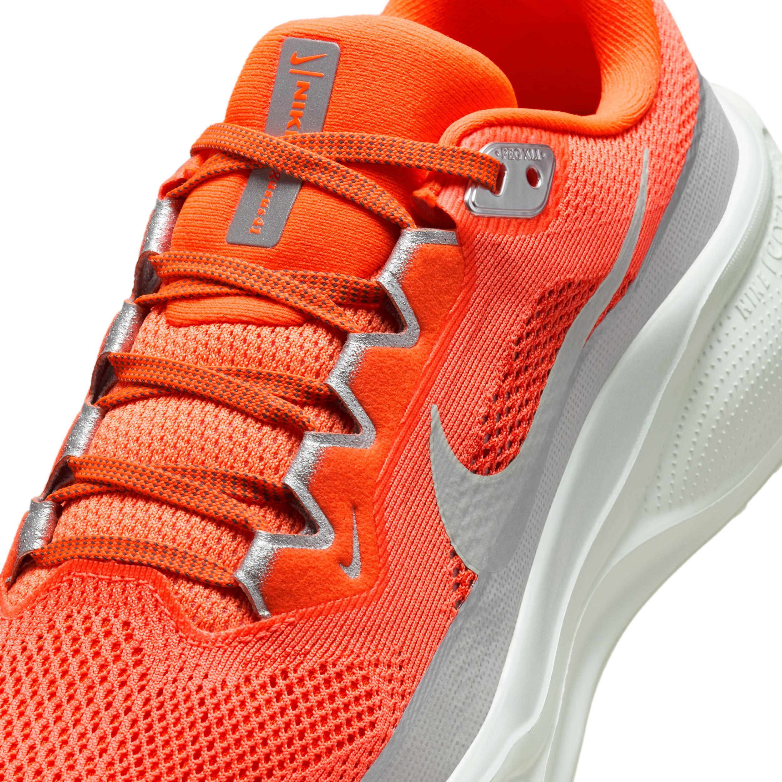 Nike Women's Pegasus 41 PRM Road Running Shoes Product Image