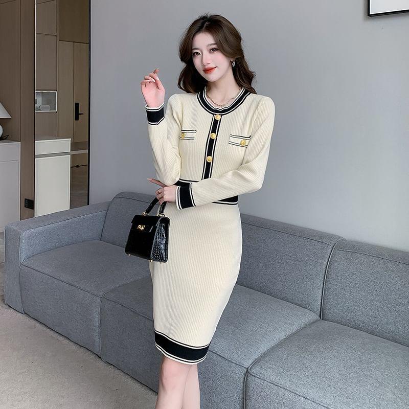 Long-Sleeve Crewneck Two Tone Knit Sheath Dress Product Image