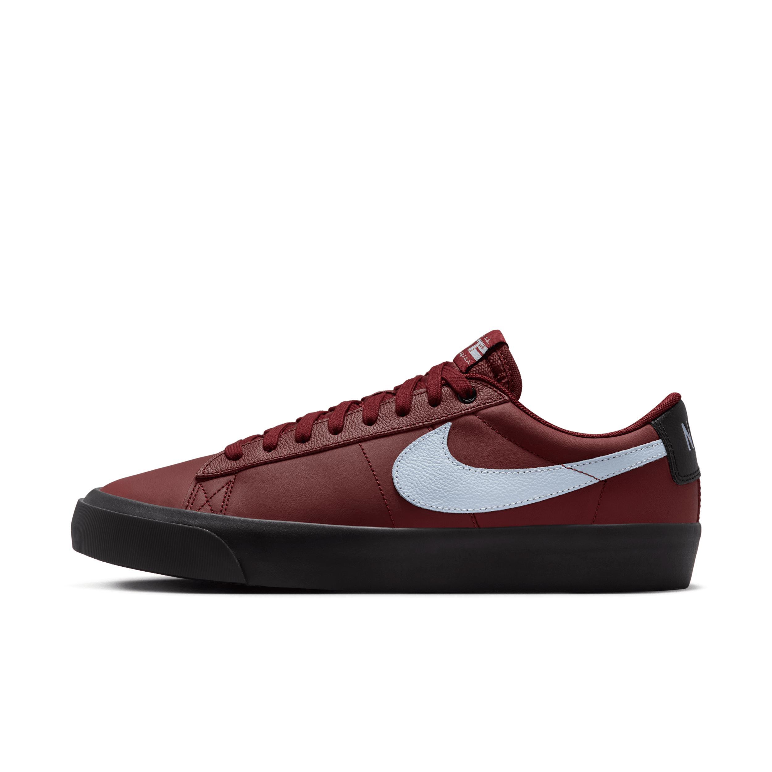 Nike SB Blazer Low Pro GT Men's Shoes Product Image