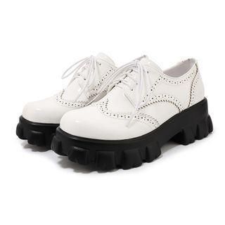 Platform Patent Lace-Up Wingtip Brogue Shoes Product Image