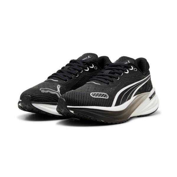 PUMA Magnify NITROâ¢ Tech 2 Women's Running Shoes in Black/White Product Image