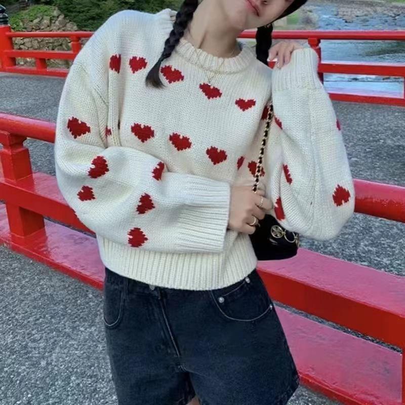 Round Neck Heart Print Sweater Product Image