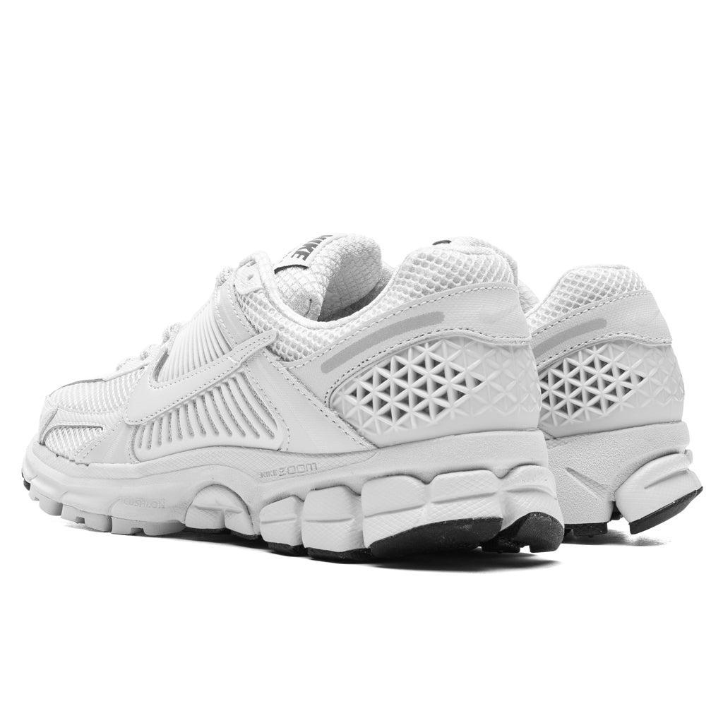 Women's Zoom Vomero 5 - White/Vast Grey/Black Female Product Image