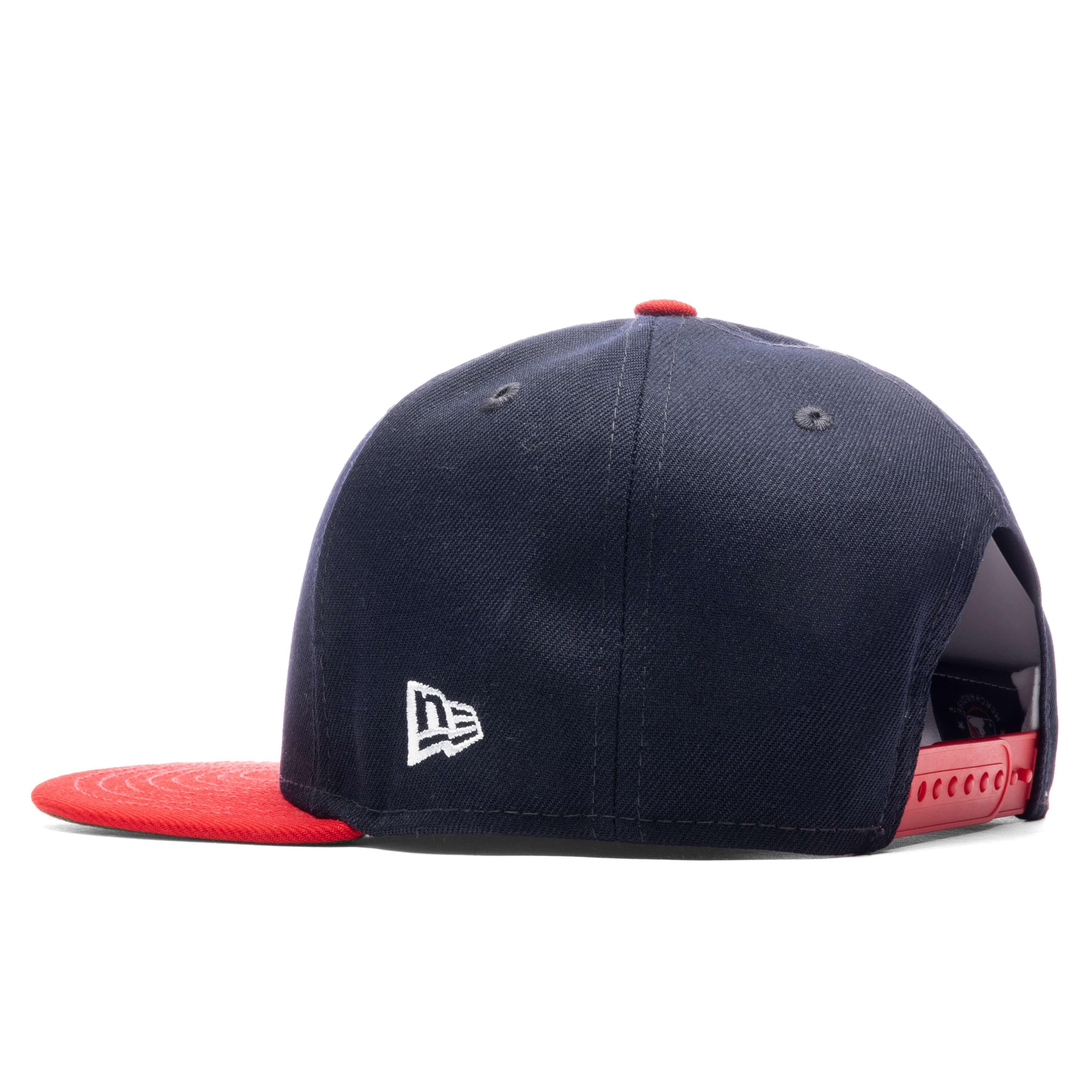 Sidefont 950 Adjustable - Atlanta Braves Male Product Image