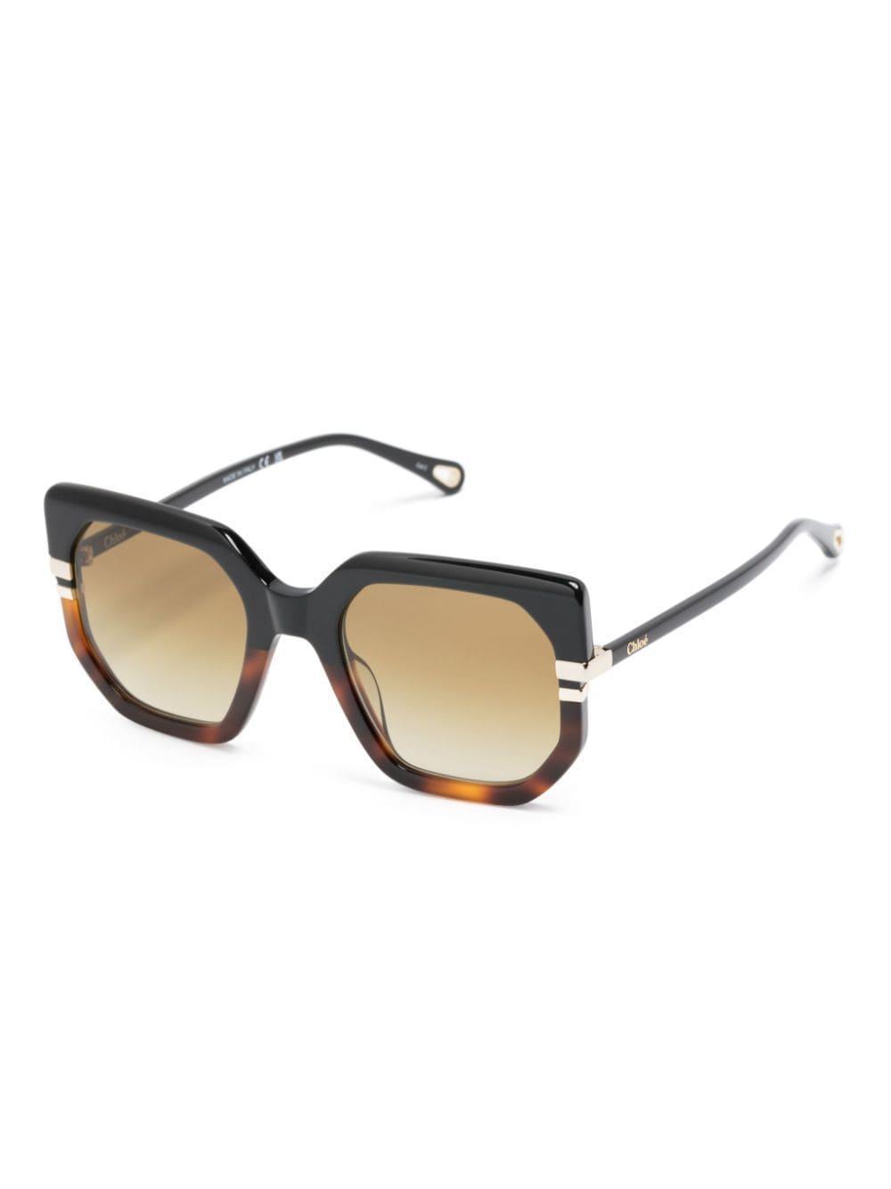 Sonnenbrille Mit Oversized-gestell In Schwarz Product Image