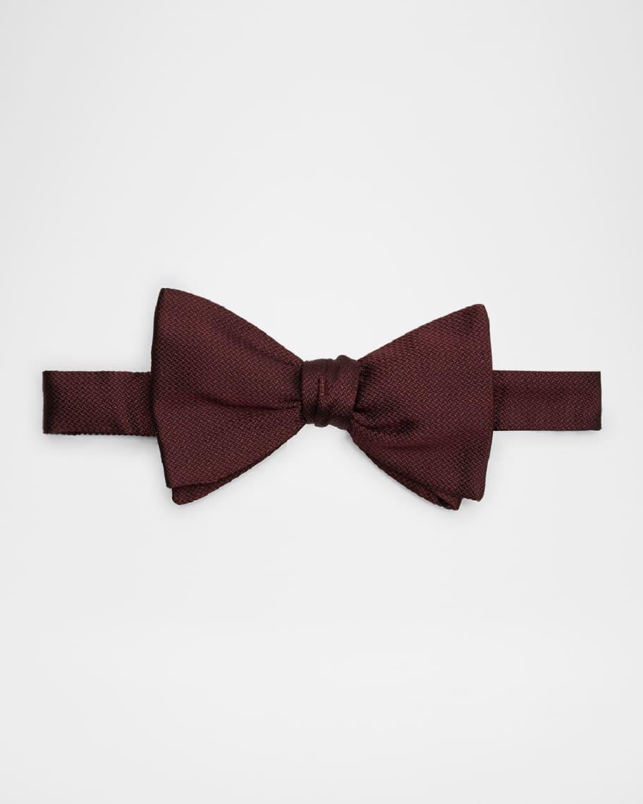 Men's Pre-Tied Silk Zig-Zag Bow Tie Product Image