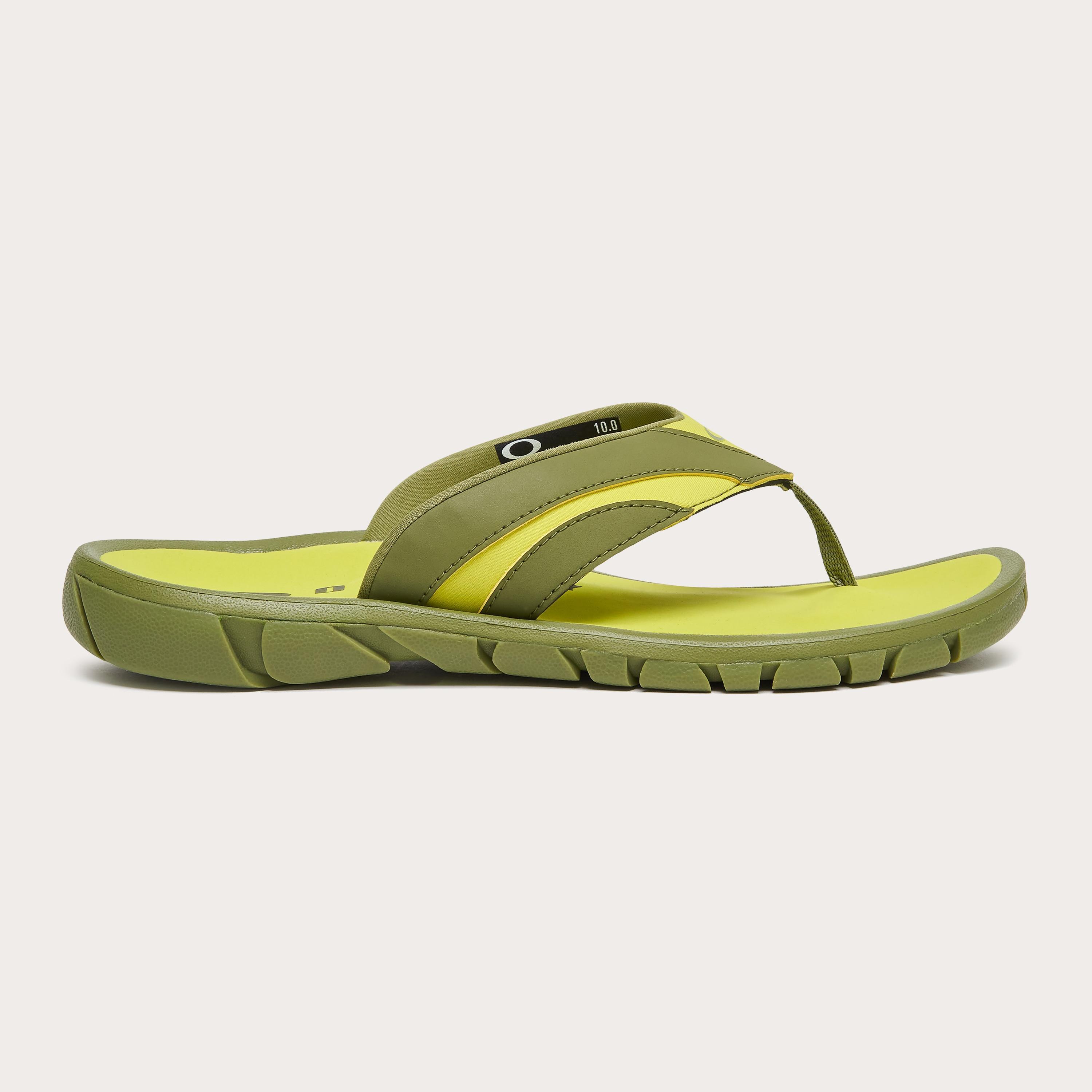 Oakley Men's O Coil Sandal Size: 8.0 Product Image