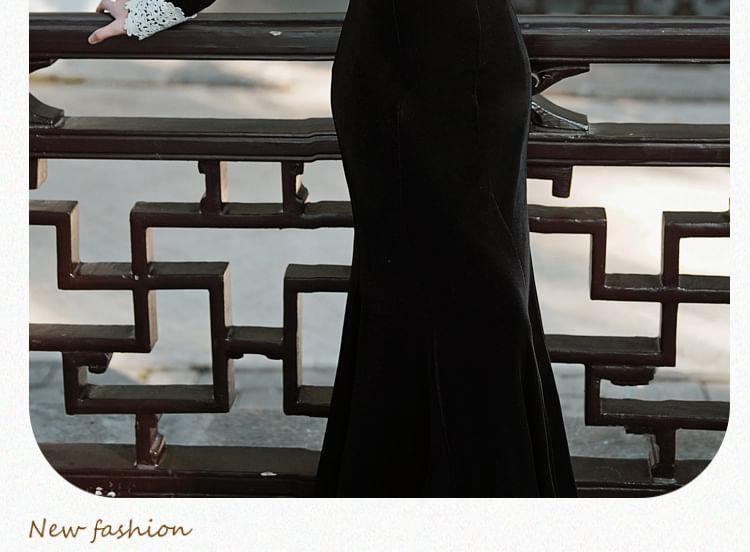 Long-Sleeve Mock Neck Velvet Panel Maxi Mermaid Dress Product Image