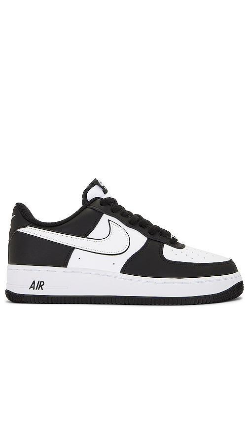 Nike Air Force 1 07 sneakers in white and black Product Image