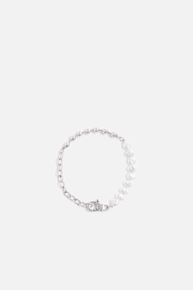 COMBINATION PEARL BRACELET Product Image