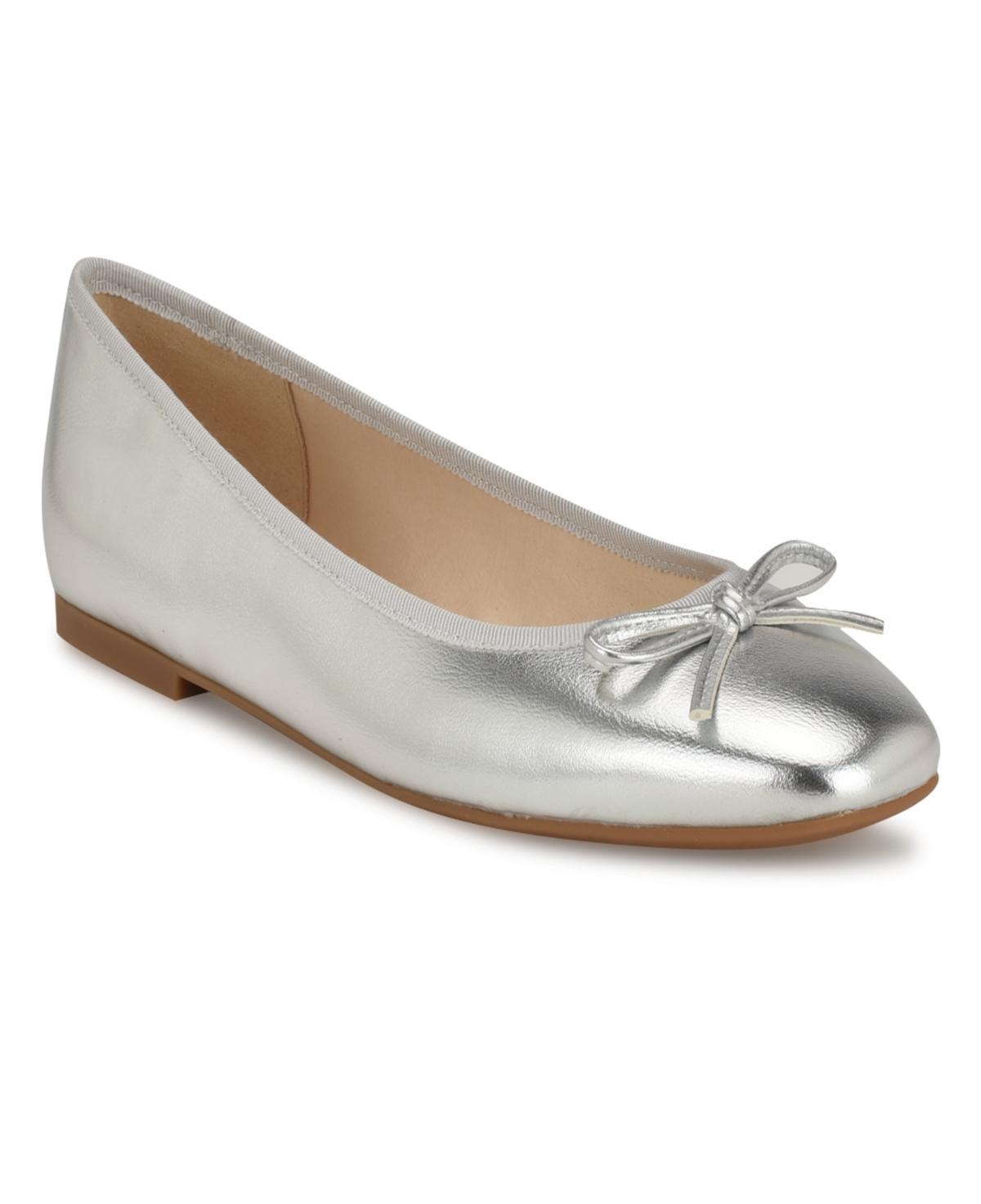 Nine West Womens Tootsy Square Toe Slip-On Ballet Dress Flats Product Image