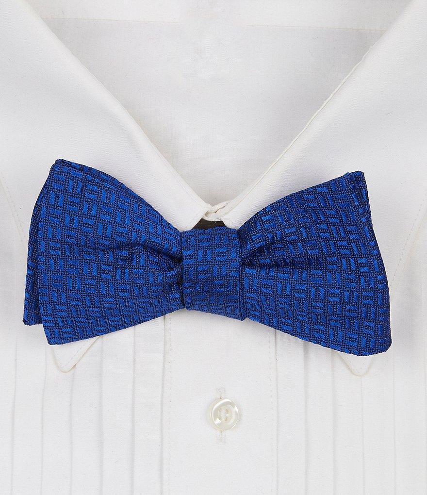 Cremieux Solid Textured Bow Tie Product Image