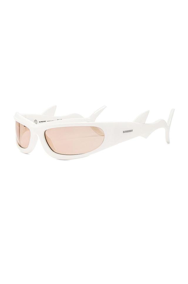 Burberry Wave Sunglasses White.. Product Image