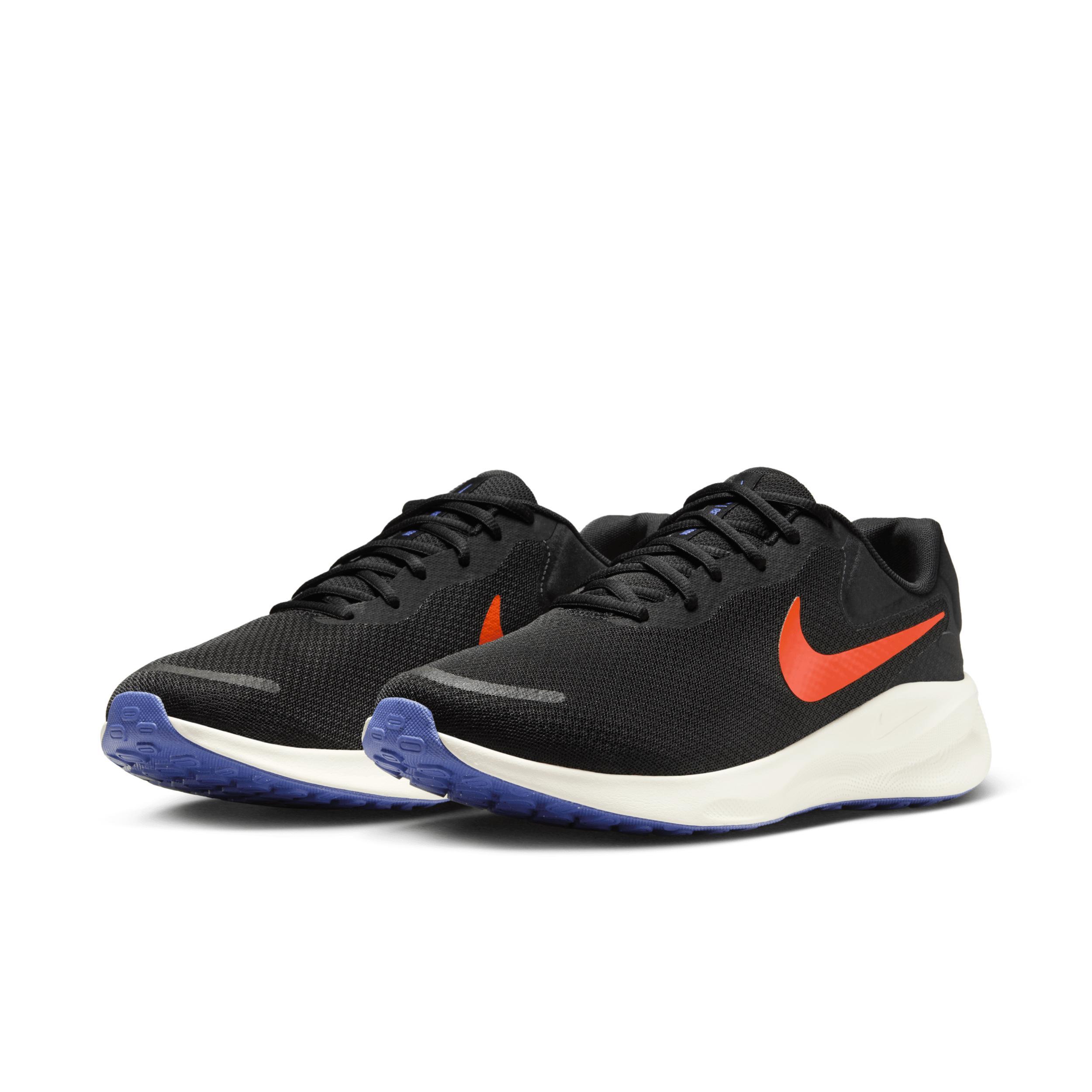 Nike Mens Revolution 7 Road Running Shoes (Extra Wide) Product Image