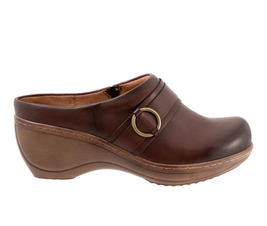 Women's Softwalk Macintyre Wedged Clogs Product Image