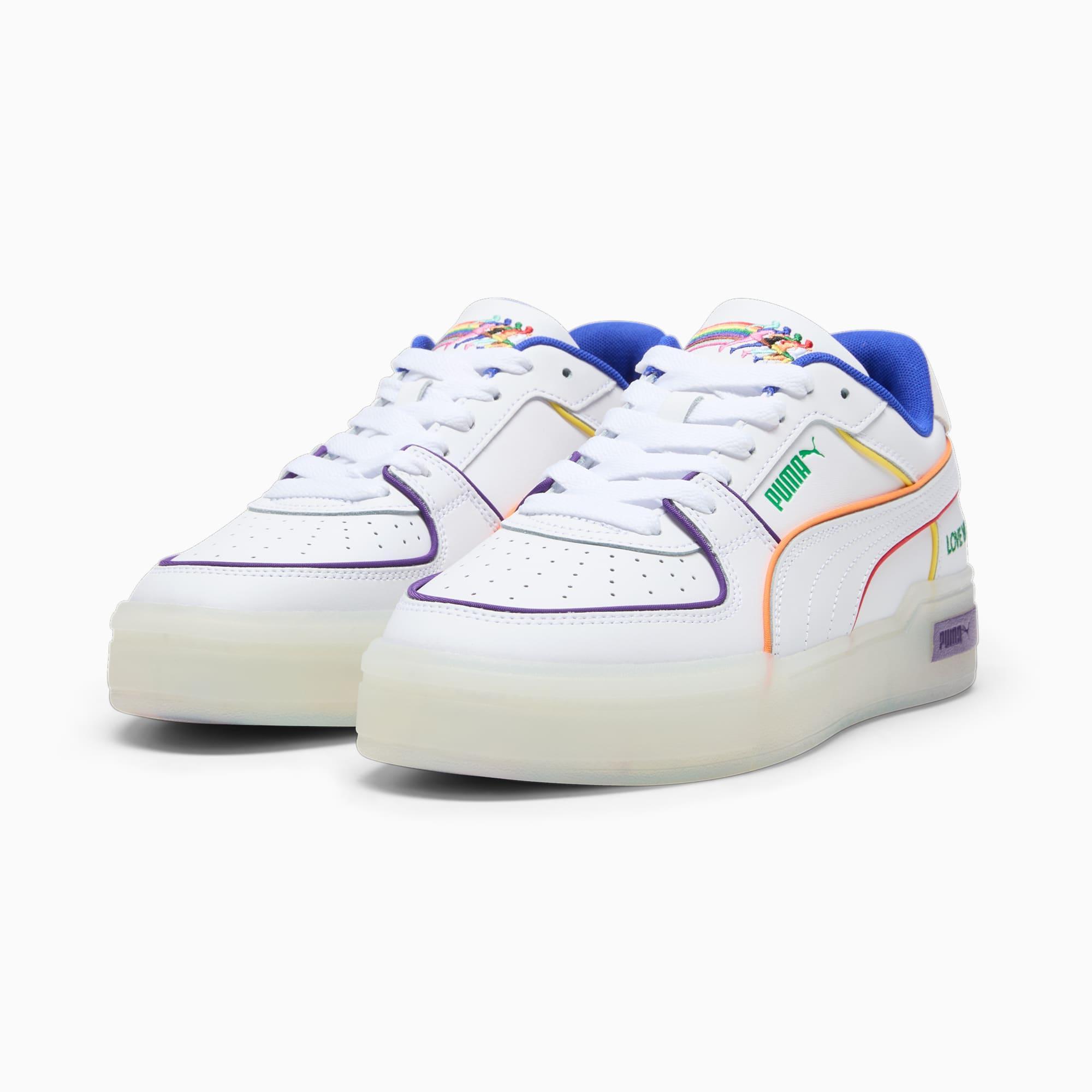 LOVE MARATHON CA Pro Sneakers Product Image