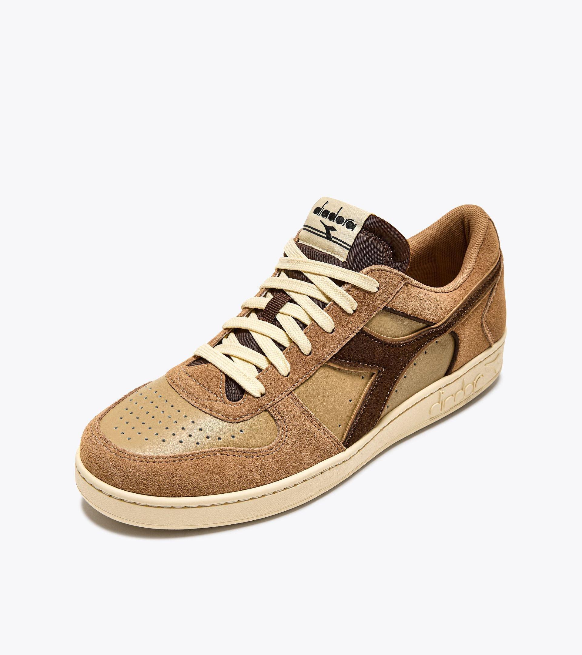 MAGIC BASKET LOW SUEDE LEATHER Product Image