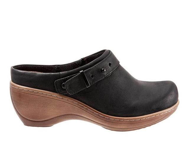 Women's Softwalk Marquette Clogs Product Image