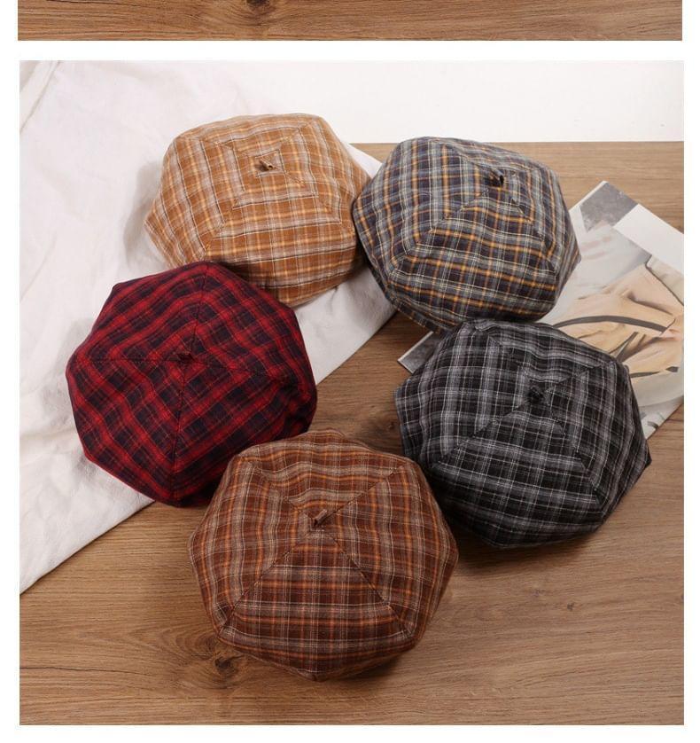 Plaid Beret Hat Product Image