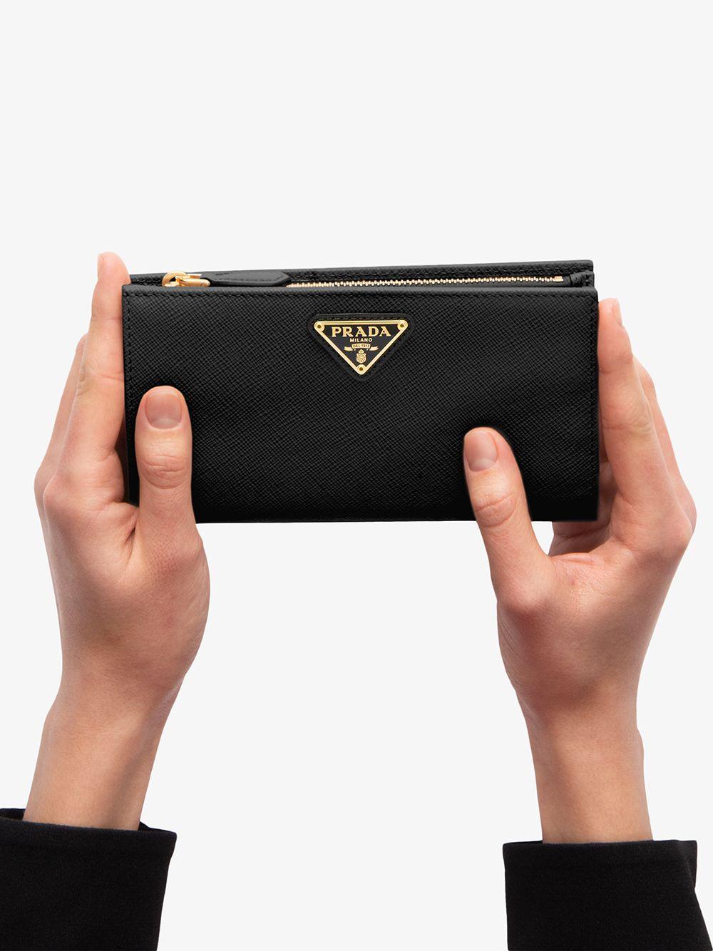 Logo-plaque Zipped Wallet In Black Product Image