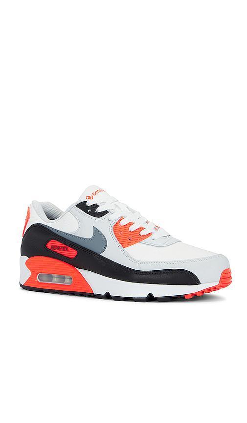 Nike Men's Air Max 90 GORE-TEX Shoes Product Image