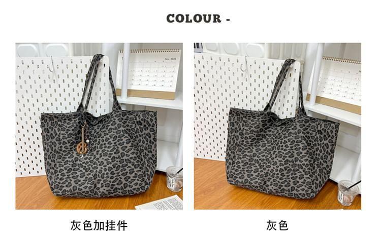 Leopard Print Tote Bag / Bag Charm / Set Product Image