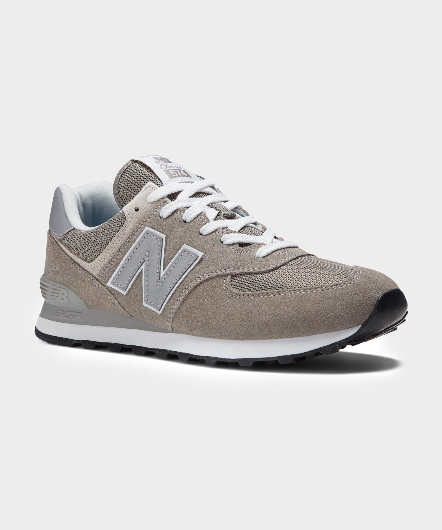 New Balance 574 In Navy Product Image