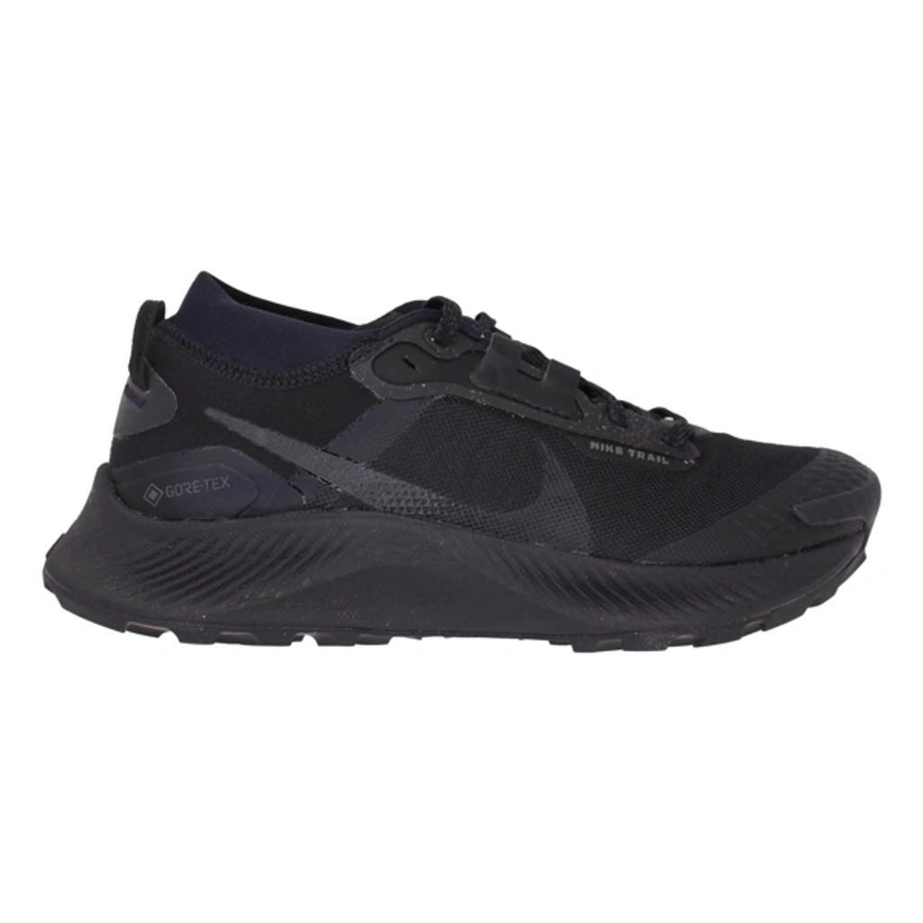 Pegasus Trail 3 Gtx Sneakers In Black Product Image