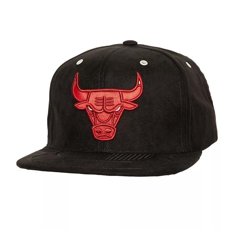 Mens Mitchell & Ness Chicago Bulls Day 4 Snapback Hat Product Image