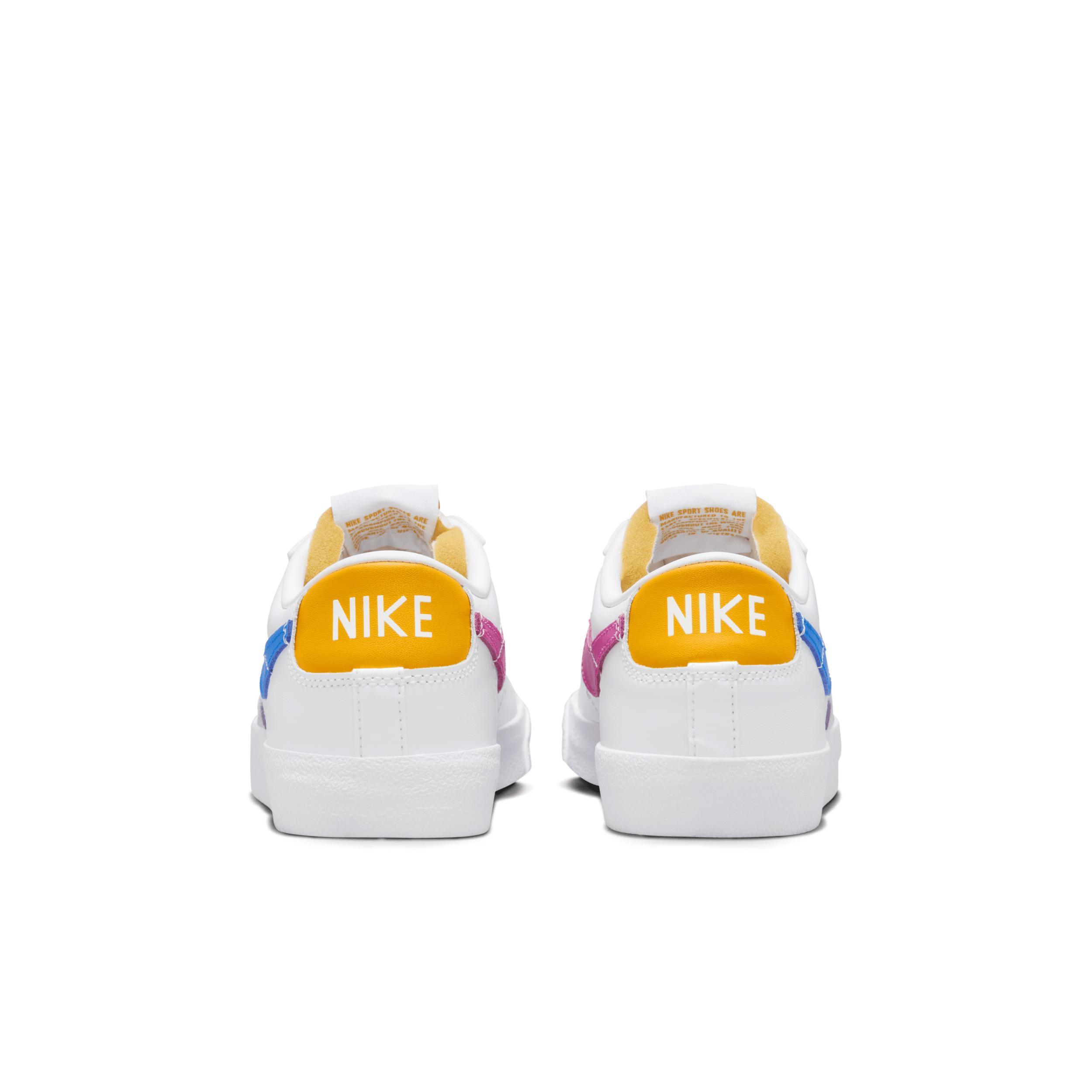 Nike Women's Blazer Low '77 Shoes Product Image