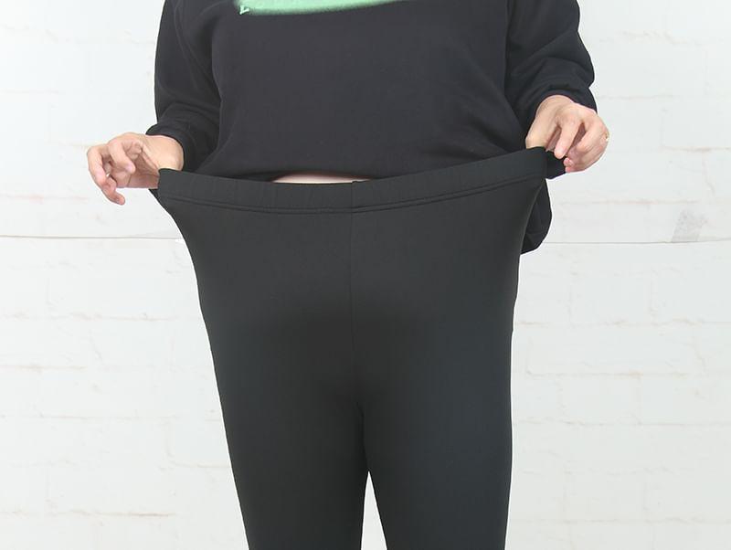 Plus Size Fleece Lined Leggings Product Image