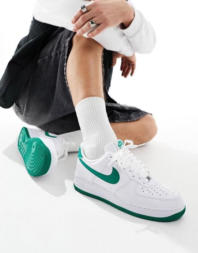 Nike Men's Air Force 1 '07 Shoes Product Image