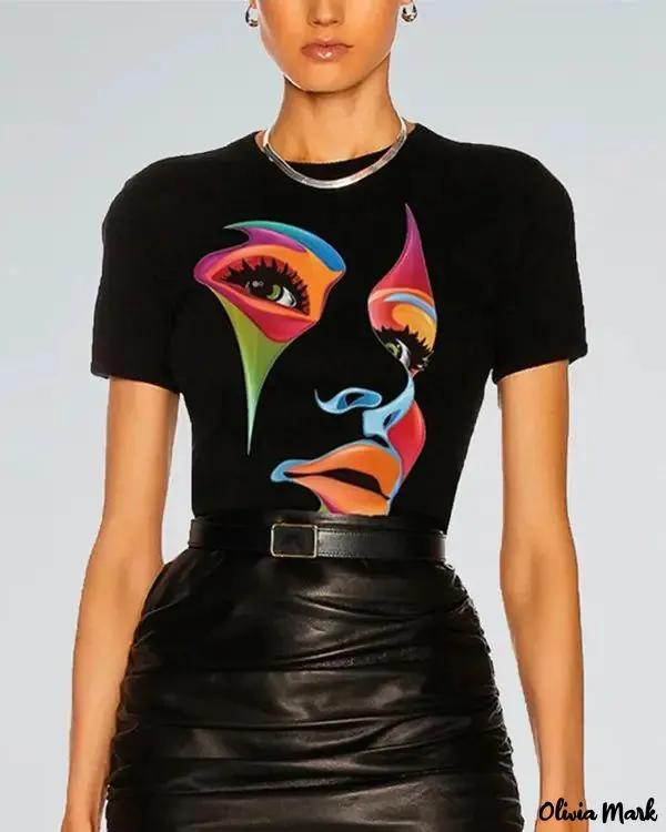 Olivia Mark – Relaxed T-shirt with abstract print Product Image