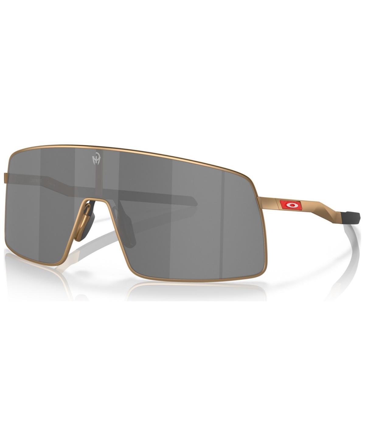 Oakley Sutro TI OO6013 Patrick Mahomes II Collection Prizm Grey Sunglasses Product Image