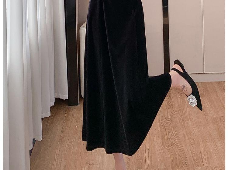 Long Sleeve V-Neck Plain Velvet Lace Trim Midi A-Line Dress Product Image