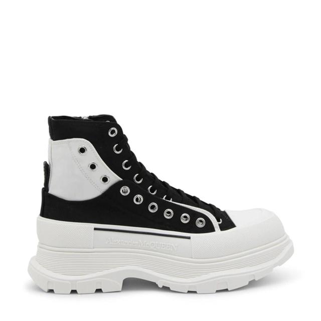 Black And White Tread Slick Boot Product Image