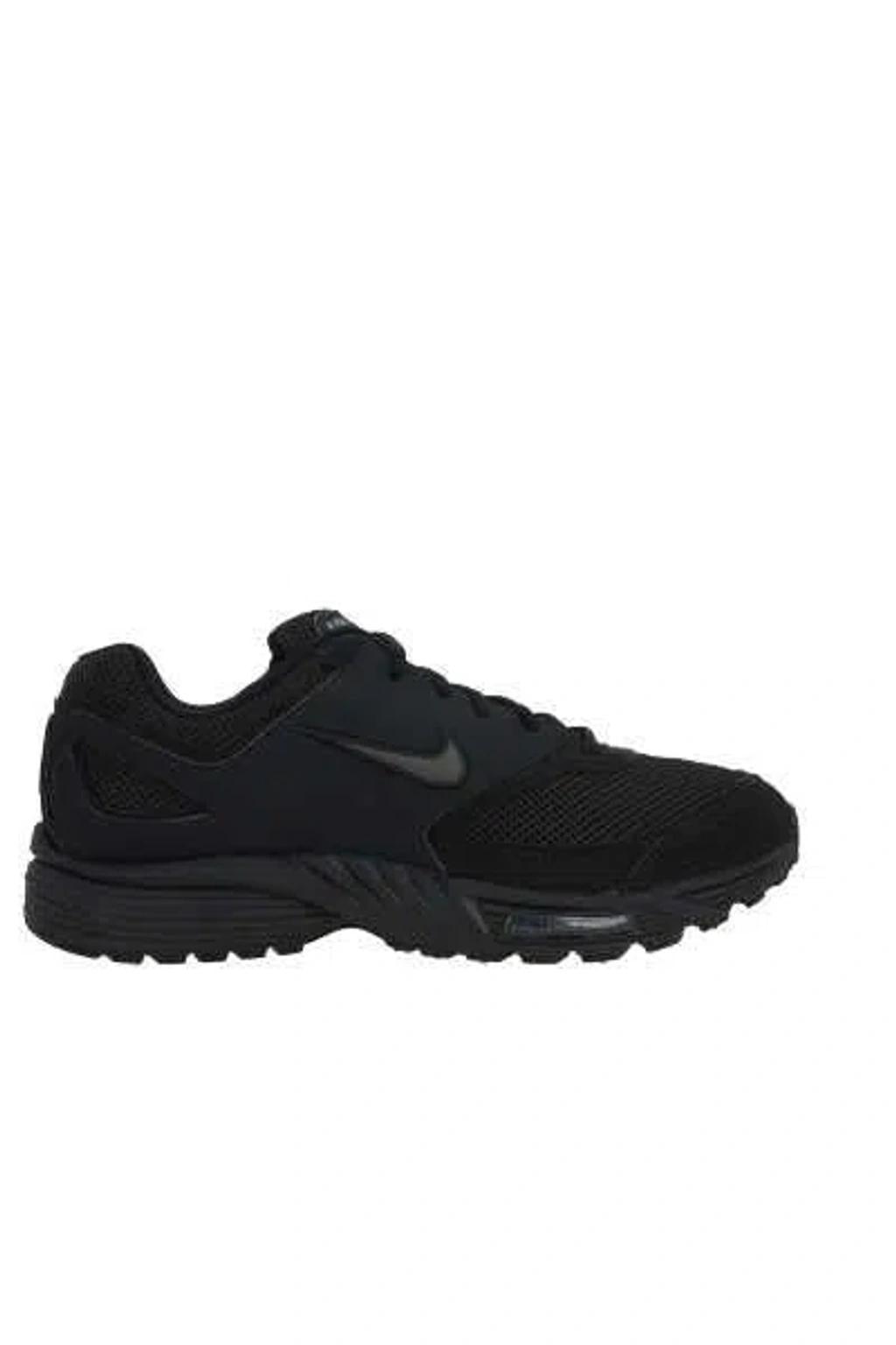 NIKE Sneakers In Black product image