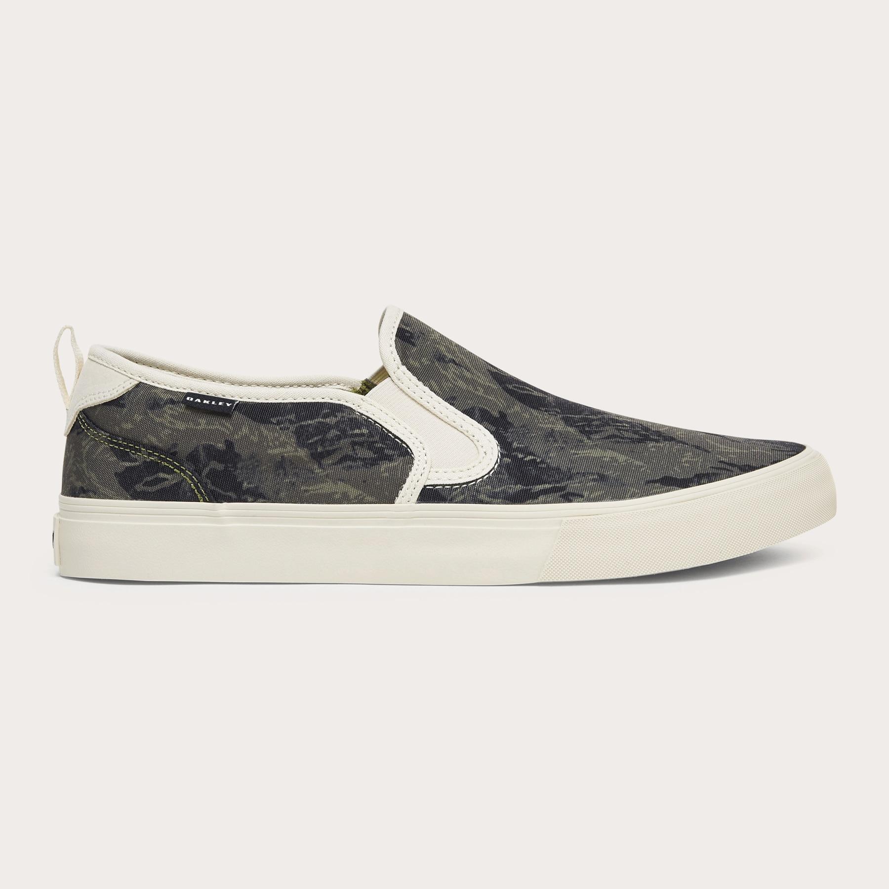 Oakley Men's Banks Slip-on Canvas Size: 8.5 Product Image