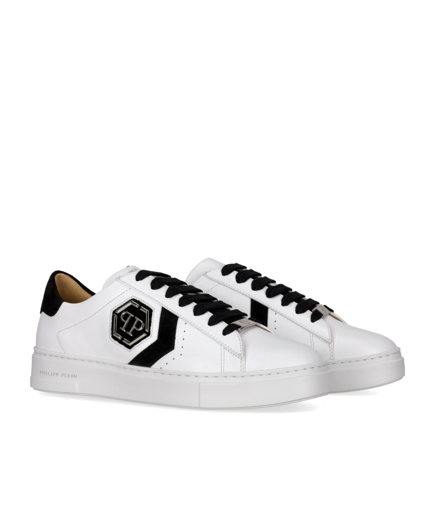 PHILIPP PLEIN Arrow Force Sneakers In White Product Image