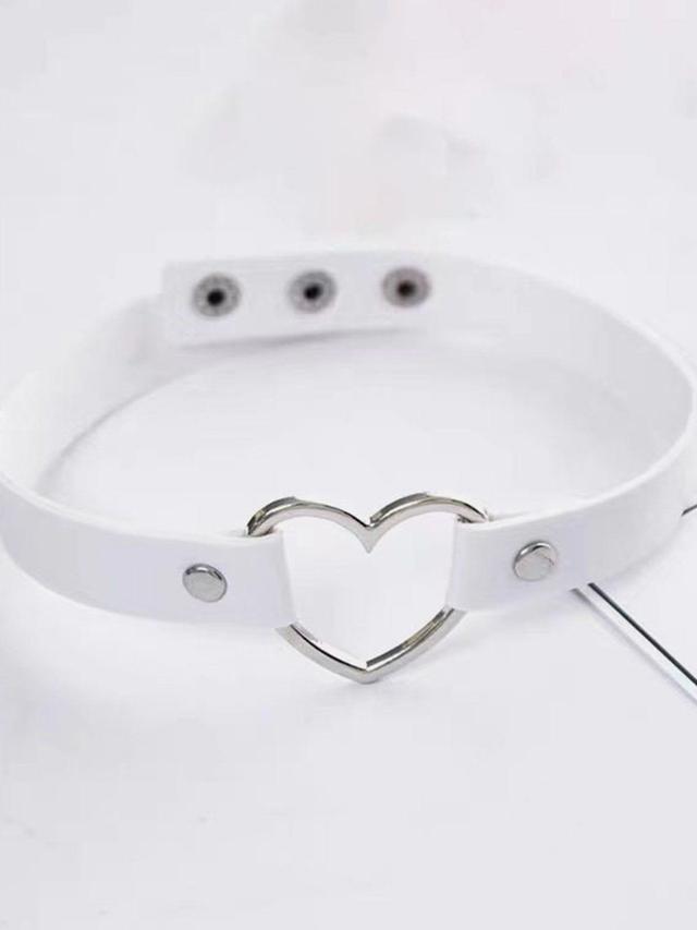 Simple Heart Leather Choker Product Image