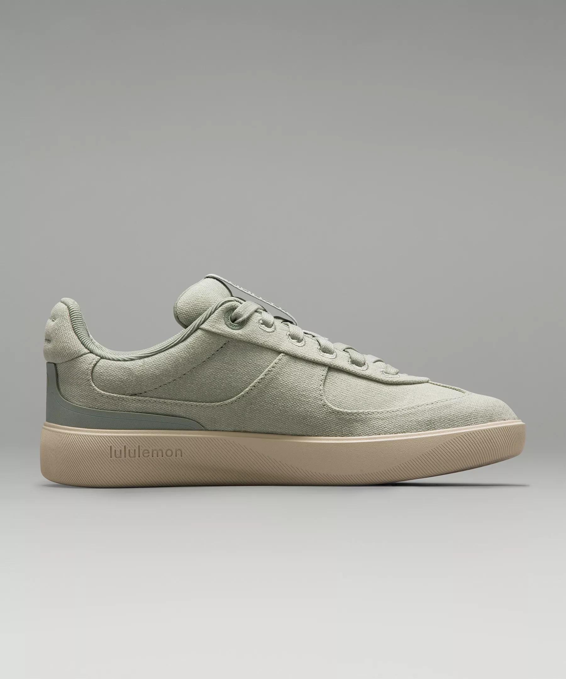 Cityverse Women's Canvas Sneaker Product Image