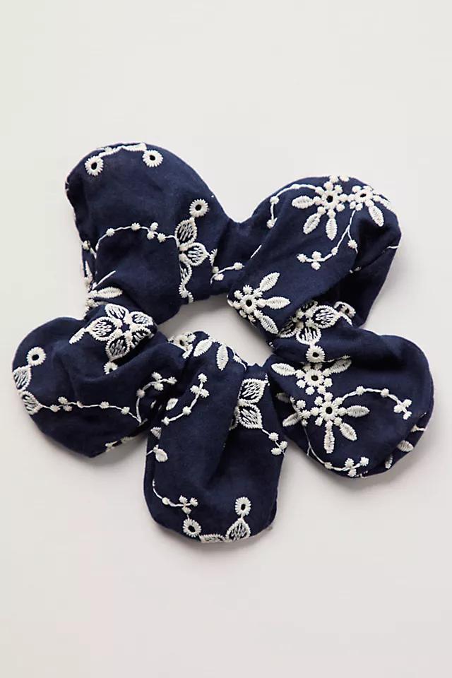 Savannah Flower Scrunchie Product Image