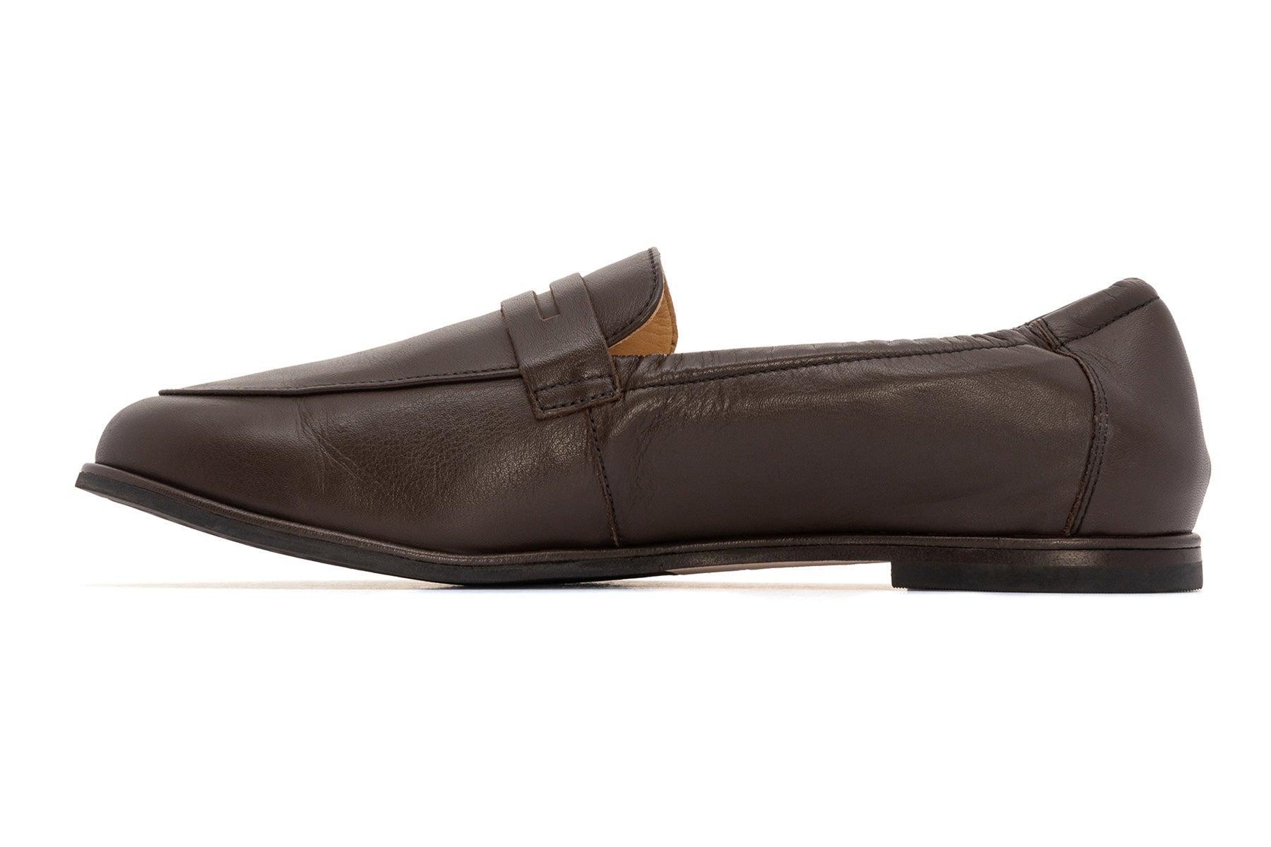 Strada Loafer Female Product Image