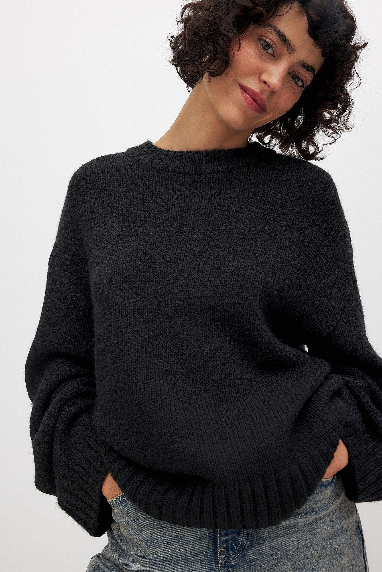 Round Neck Knitted Sweater Product Image