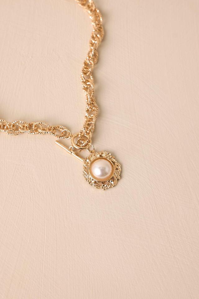 The World At Large Gold Chain Pearl Necklace Product Image