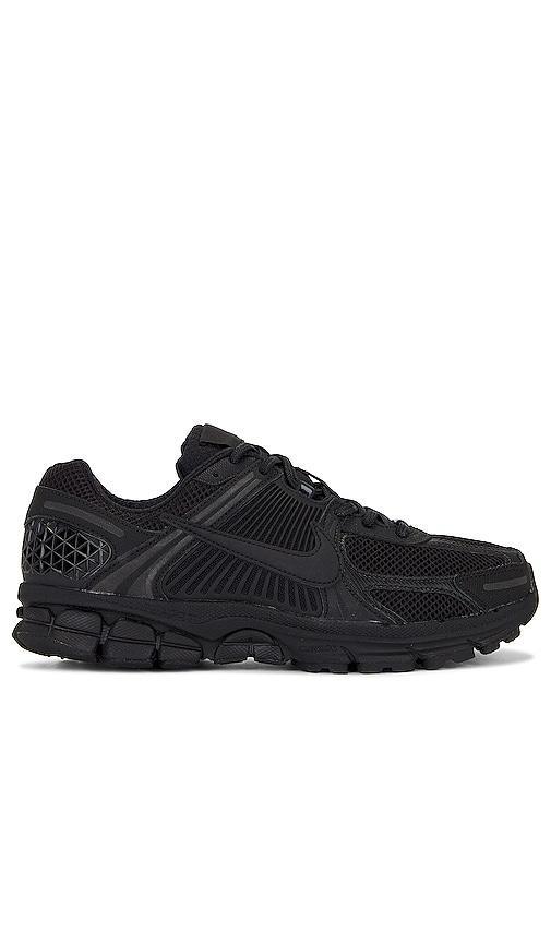 Nike Men's Zoom Vomero 5 Shoes Product Image